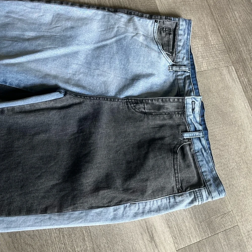 Two-Tone Fashion Black and Blue Women Jeans (sz 15) Lot # 221 - Picture 4 of 6